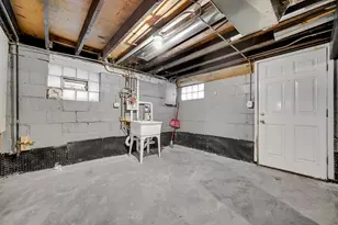 554 Douglas Ave, Calumet City, IL 60409 - Photo 16