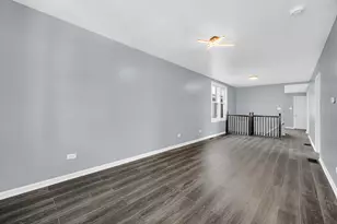 554 Douglas Ave, Calumet City, IL 60409 - Photo 4