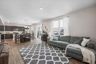 1482 Hollow Tree Ln, Pingree Grove, IL 60140 - Photo 18