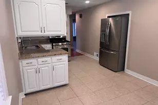 3935 W 84th Pl, Chicago, IL 60652 - Photo 14