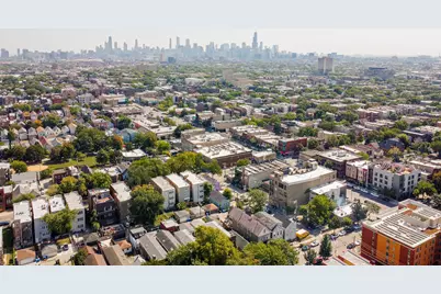 1629 N Talman Avenue, Chicago, IL 60647 - Photo 32