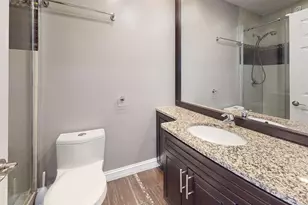 1327 Larchmont Dr, Buffalo Grove, IL 60089 - Photo 18