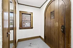 1016 B St, Rockford, IL 61107 - Photo 4