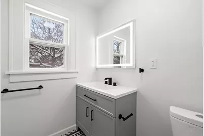 1016 B Street, Rockford, IL 61107 - Photo 24