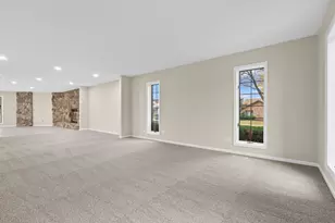 1202 W Surrey Rd, Addison, IL 60101 - Photo 6