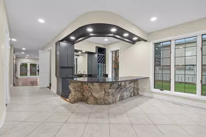 1202 W Surrey Road, Addison, IL 60101 - Photo 10