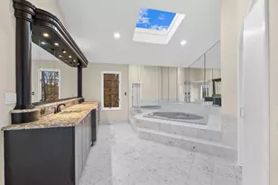 1202 W Surrey Rd, Addison, IL 60101 - Photo 38