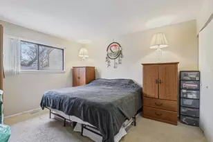 1637 Tahoe Cir Dr, Wheeling, IL 60090 - Photo 8