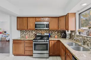 1637 Tahoe Cir Dr, Wheeling, IL 60090 - Photo 6