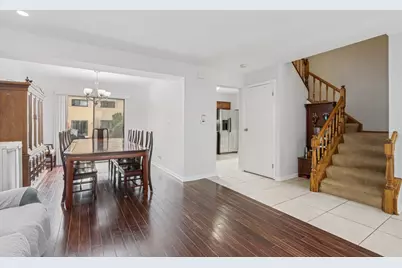 1637 Tahoe Circle Drive, Wheeling, IL 60090 - Photo 4