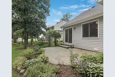 925 Hartford Drive, Gurnee, IL 60031 - Photo 18