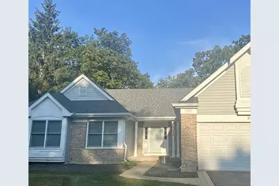 925 Hartford Drive, Gurnee, IL 60031 - Photo 1