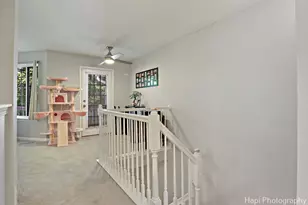 337 W Treehouse Ln, Round Lake, IL 60073 - Photo 10