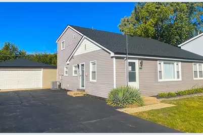 8738 Newland Avenue, Oak Lawn, IL 60453 - Photo 1