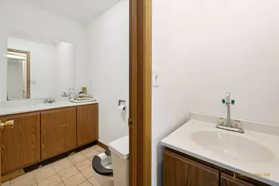 722 E Calhoun Street, Woodstock, IL 60098 - Photo 12