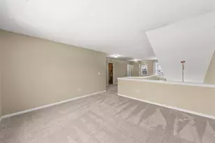 577 Pinebrook Dr, Bolingbrook, IL 60490 - Photo 16