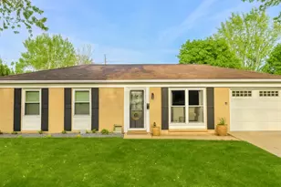 [Address not provided], Dixon, IL 61021 - Photo 2