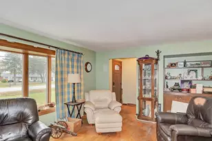 6819 W 127th St, Palos Heights, IL 60463 - Photo 4