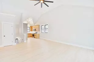 28722 N Madison Ave, Wauconda, IL 60084 - Photo 6