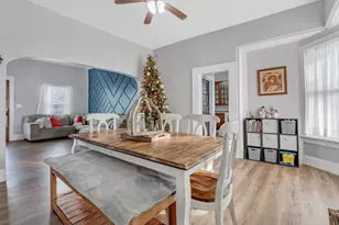 145 W Maple St, Coal City, IL 60416 - Photo 2