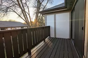 2310 N Enlund Dr, Palatine, IL 60074 - Photo 8