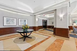 25 E Superior St, Chicago, IL 60611 - Photo 4