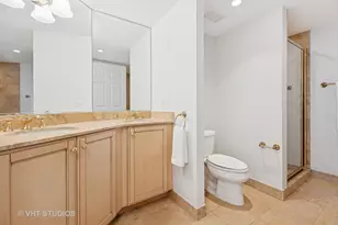 25 E Superior St, Chicago, IL 60611 - Photo 18