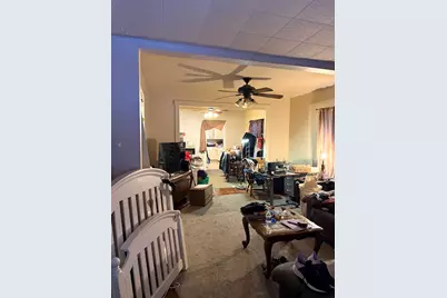 1611 W 3rd Street, Dixon, IL 61021 - Photo 2