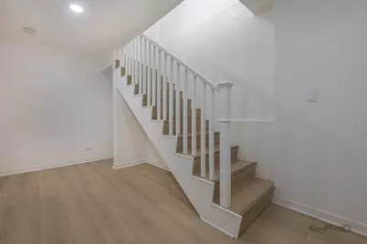 2139 W 24th Street, Chicago, IL 60608 - Photo 12