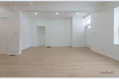 2139 W 24th Street, Chicago, IL 60608 - Photo 4