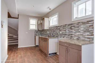 1715 E 70th Street, Chicago, IL 60649 - Photo 16