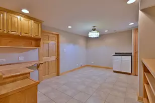 1612 Stonebridge Trail, Wheaton, IL 60189 - Photo 40