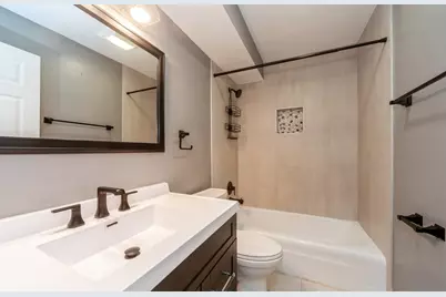 880 E Old Willow Road #175, Prospect Heights, IL 60070 - Photo 8