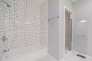 1906 W 17th St, Chicago, IL 60608 - Photo 14