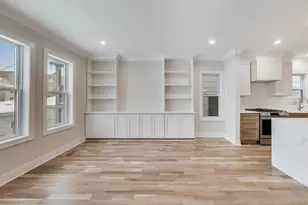 2529 N Lawndale Ave, Chicago, IL 60647 - Photo 12