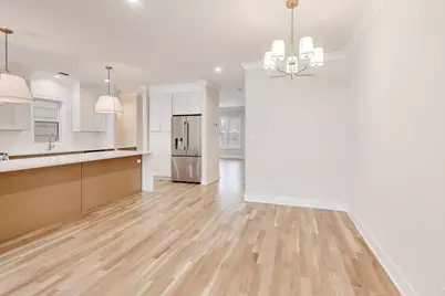 2529 N Lawndale Avenue, Chicago, IL 60647 - Photo 10