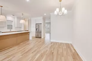 2529 N Lawndale Ave, Chicago, IL 60647 - Photo 10