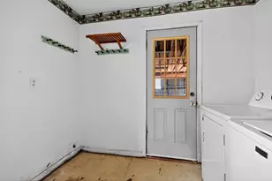 805 Old Salem Rd, Petersburg, IL 62675 - Photo 28