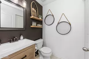 814 Edgewater Dr, Minooka, IL 60447 - Photo 6