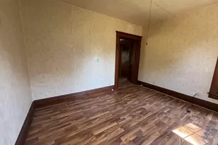 302 S John St, Sublette, IL 61367 - Photo 18