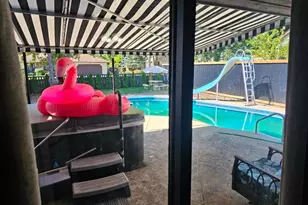 527 W Madison St, Belvidere, IL 61008 - Photo 26