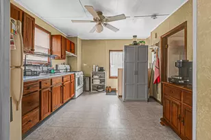 205 Blackstone St, Thornton, IL 60476 - Photo 8