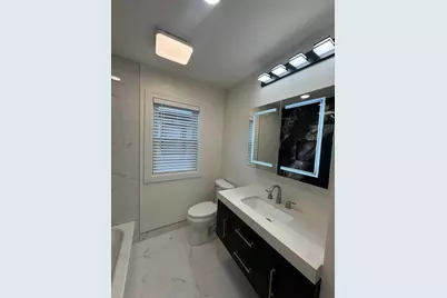 5814 N Elston Avenue #1F, Chicago, IL 60646 - Photo 10