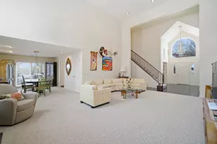 336 Rivershire Ct, Lincolnshire, IL 60069 - Photo 4