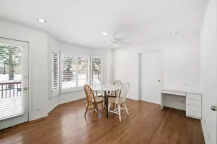 336 Rivershire Ct, Lincolnshire, IL 60069 - Photo 8