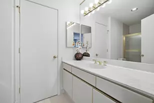 336 Rivershire Ct, Lincolnshire, IL 60069 - Photo 20