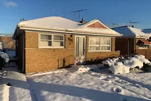 12613 S Marshfield Ave, Calumet Park, IL 60827 - Photo 2