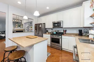 2809 Blakely Ln, Naperville, IL 60540 - Photo 16