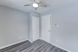 2059 216th St, Sauk Village, IL 60411 - Photo 10