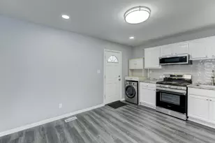 2059 216th St, Sauk Village, IL 60411 - Photo 8